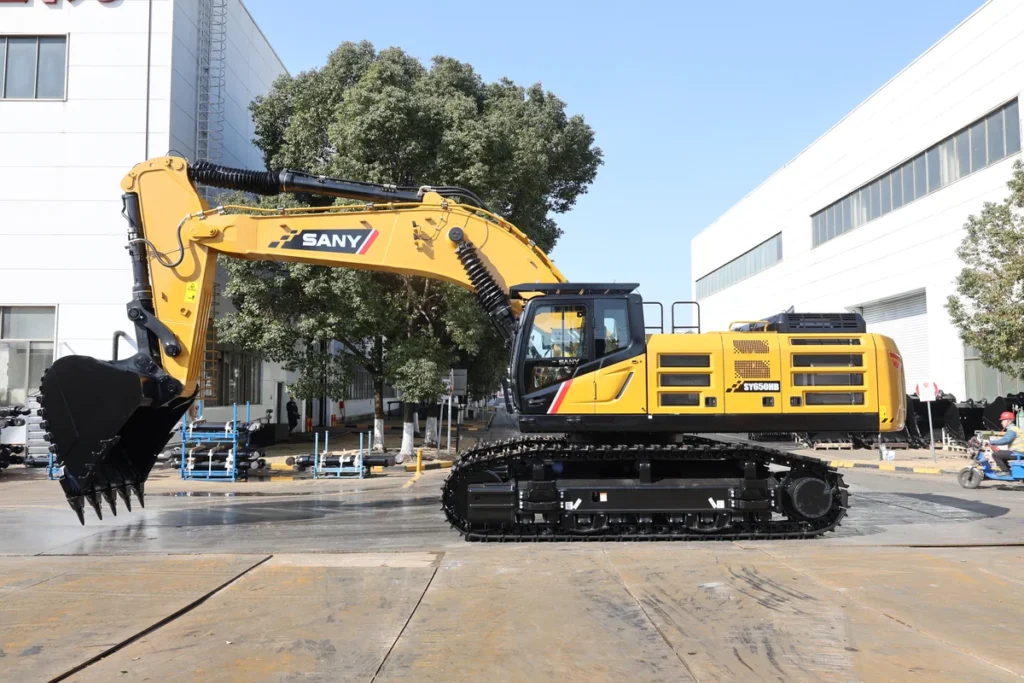 Escavadeira SANY SY650H